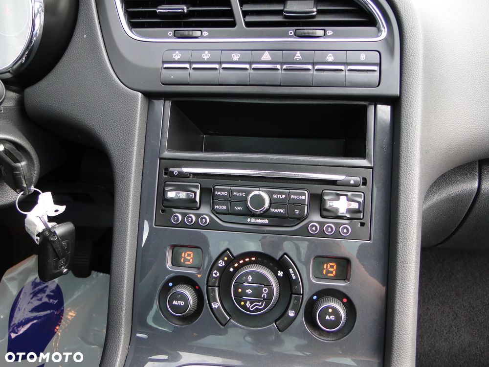 Peugeot 5008 BlueHDI 150 Stop & Start Allure - 21