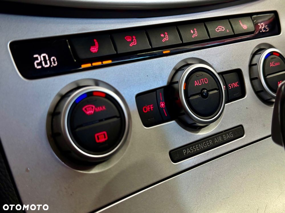 Volkswagen Passat 2.0 TDI Highline DSG - 18