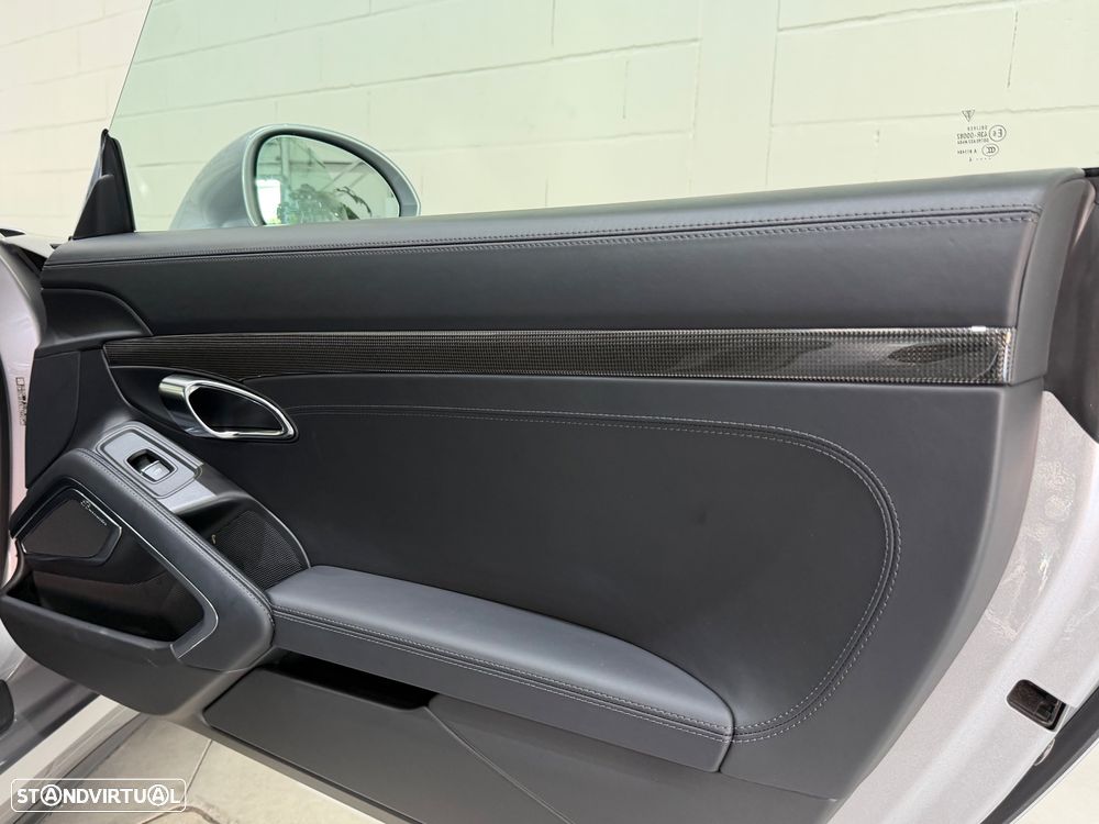 Porsche 911 (991) Turbo S - 32