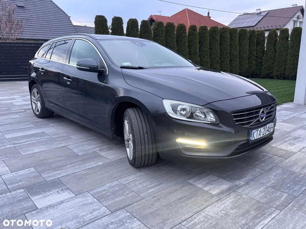 Volvo V60 D3 Summum - 6