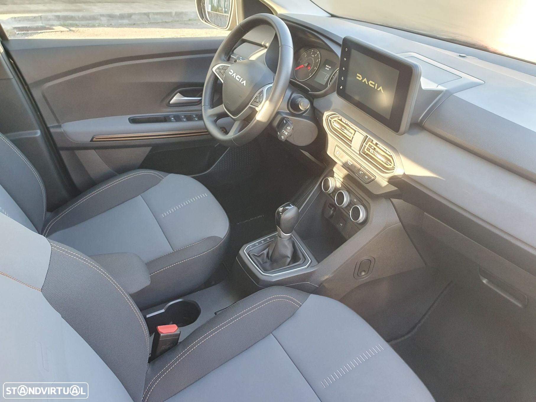 Dacia Sandero 1.0 TCe Stepway Extreme CVT - 28