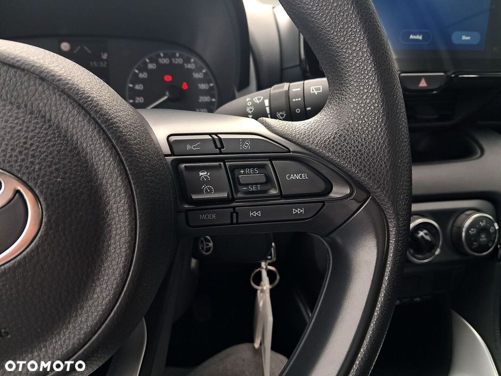 Toyota Yaris 1.5 Active - 18