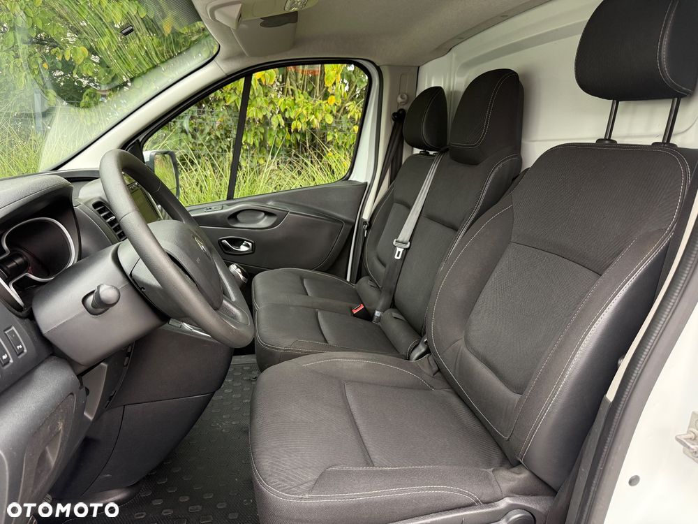 Renault trafić - 9