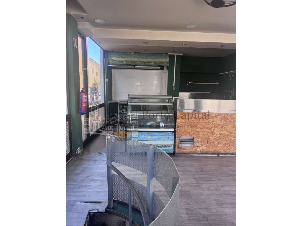 Oportunidade de Investimento - Espaço com Projeto de Conversão em T... - Grande imagem: 3/24