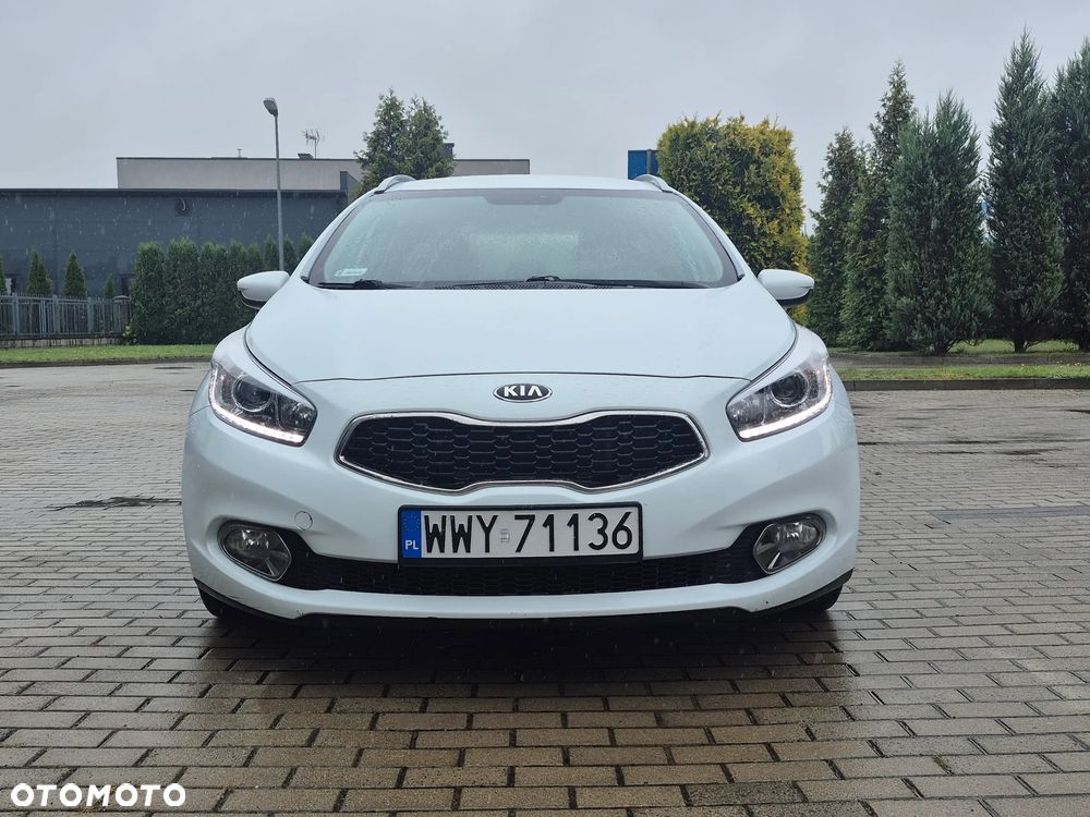 Kia Ceed - 9