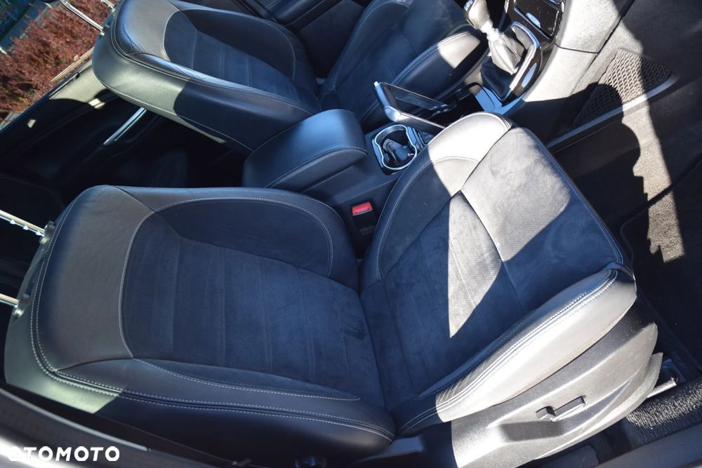 Ford S-Max 2010 photo 5