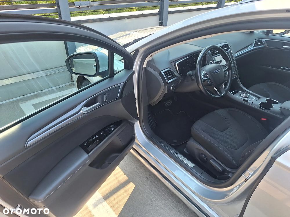 Ford Mondeo 2.0 EcoBlue Titanium - 16