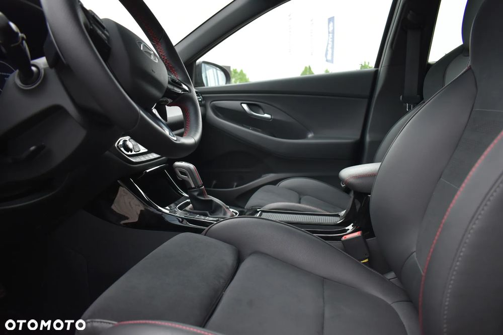 Hyundai i30 - 19