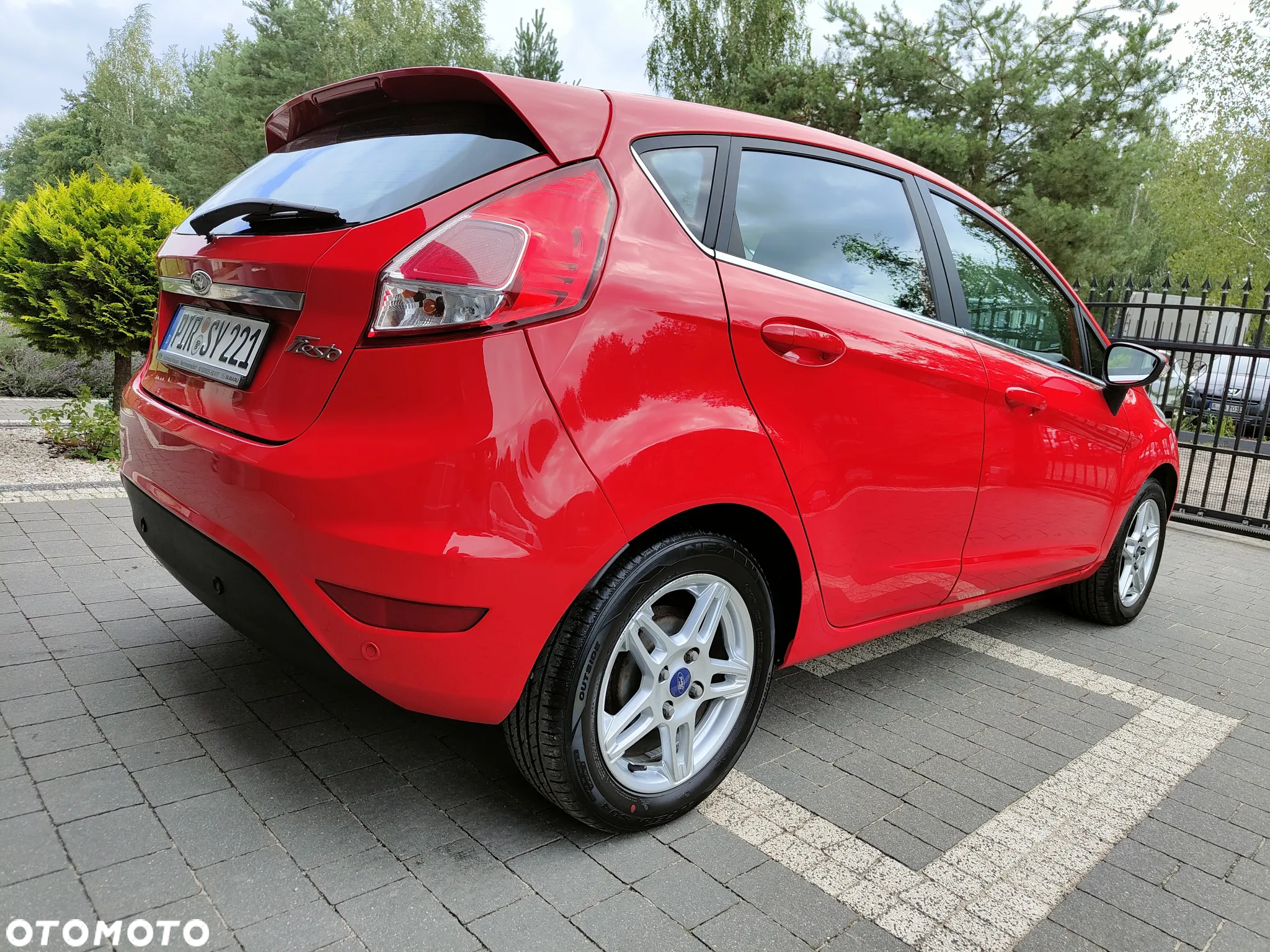 Ford Fiesta 1.0 EcoBoost Titanium - 4