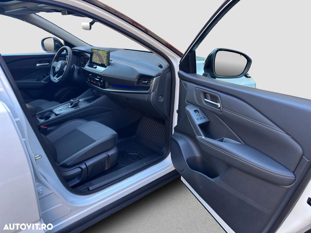 Nissan Qashqai 1.3 DIG-T MHEV Xtronic Premiere Edition - 24