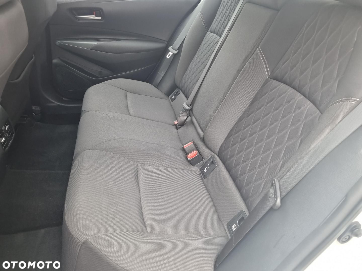 Toyota Corolla 1.5 Comfort - 13