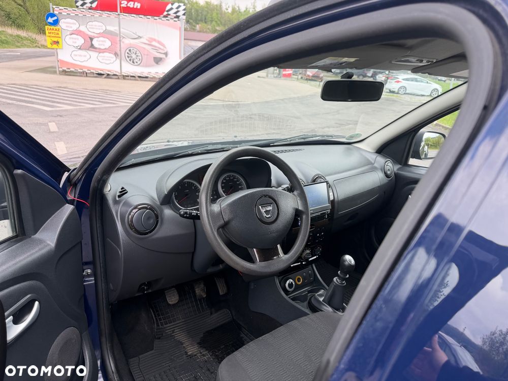 Dacia Duster 1.6 16V 4x4 Laureate - 14