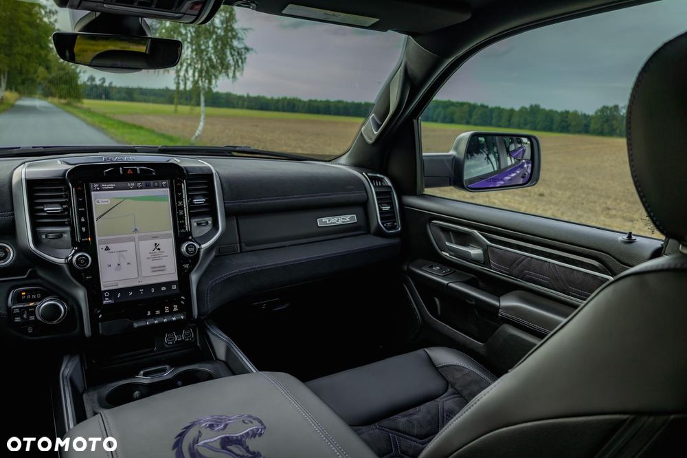 RAM 1500 5.7 Crew Cab Bighorn - 10
