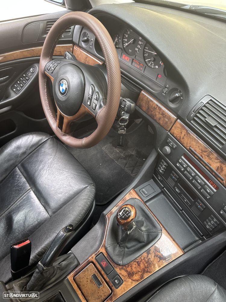 BMW 520 d Touring - 34