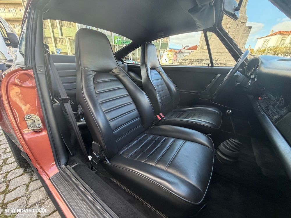 Porsche 911 Série G - 7