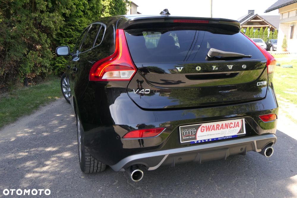Volvo V40 D3 Geartronic RDesign - 11