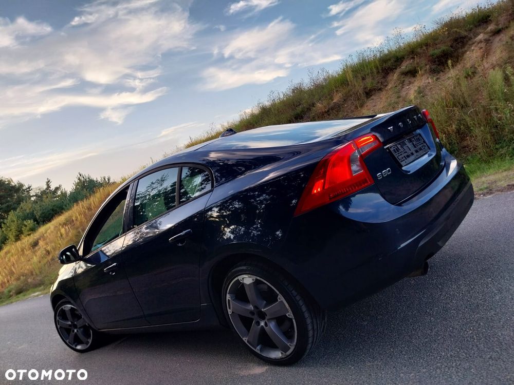 Volvo S60 DRIVe Kinetic - 21