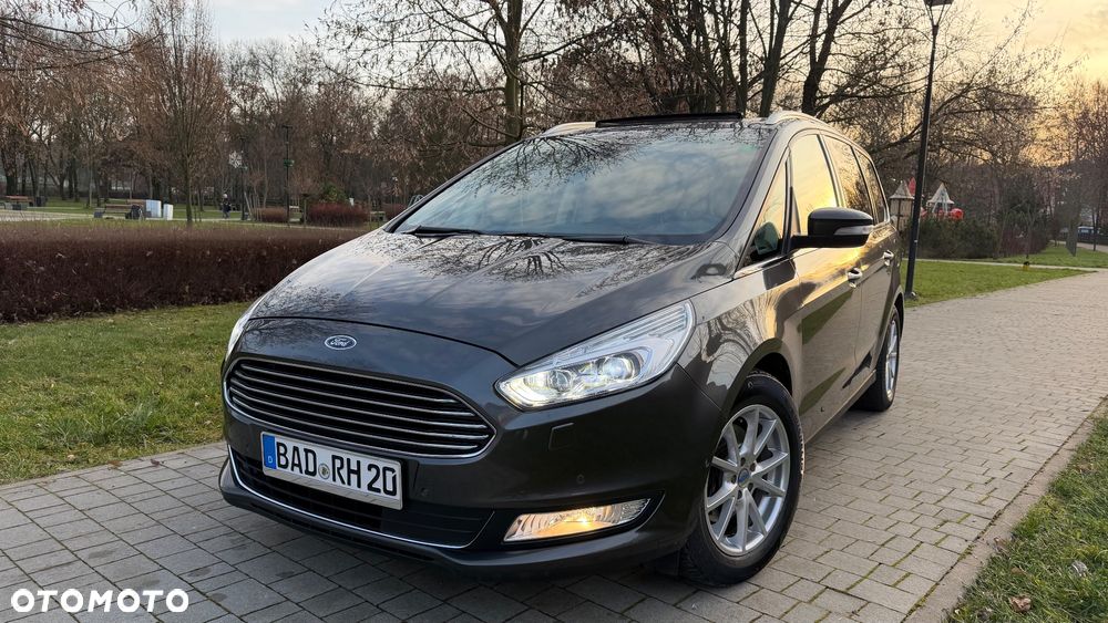 Ford Galaxy 2.0 EcoBlue Twin-Turbo Titanium - 10
