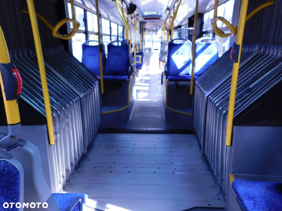 Solaris URBINO 18 - 12