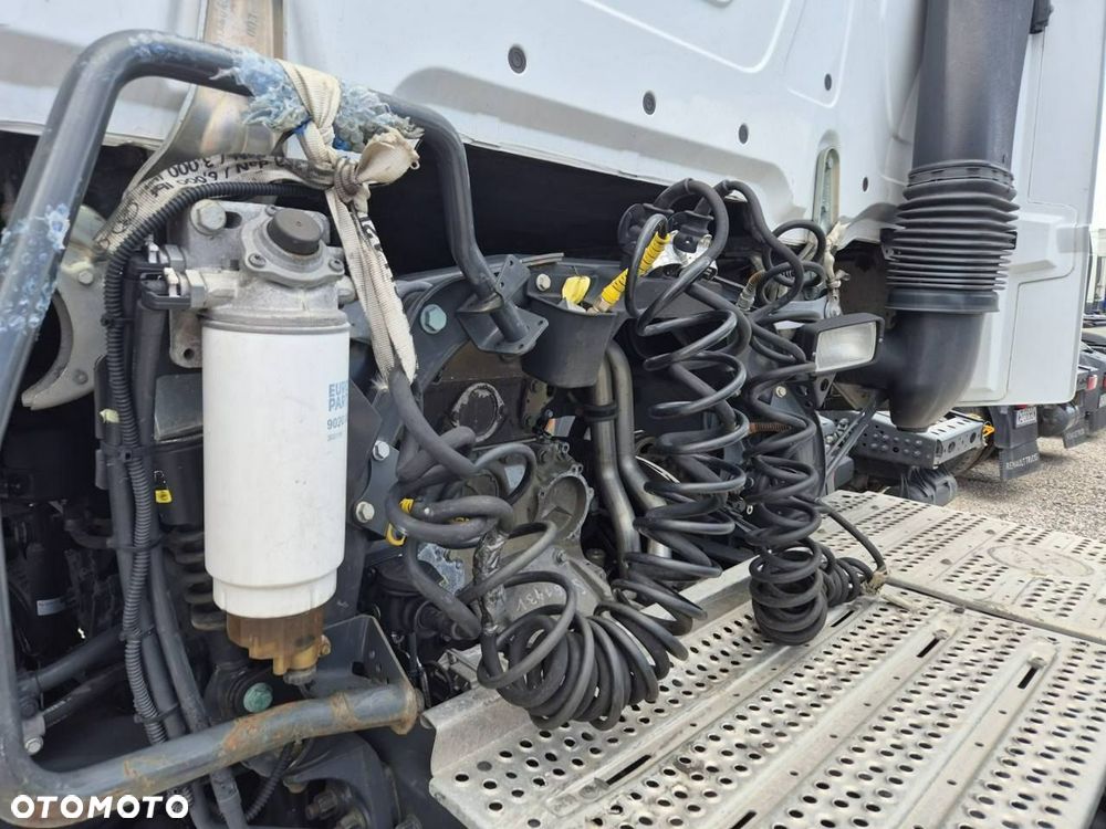 Mercedes-Benz Actros - 6