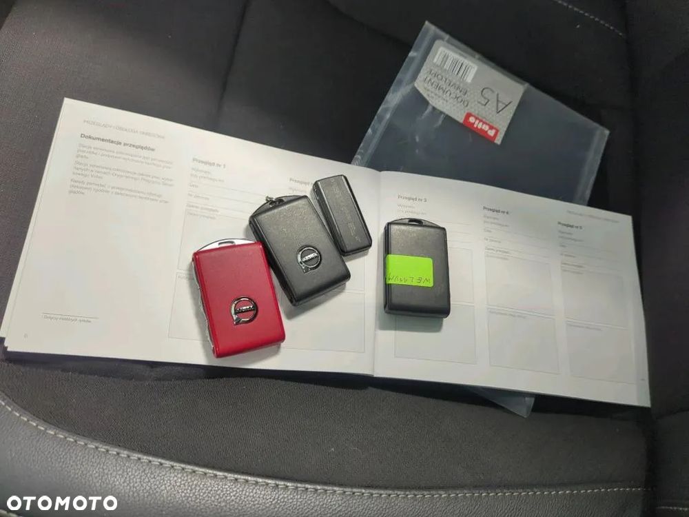 Volvo XC 40 T3 Momentum - 19