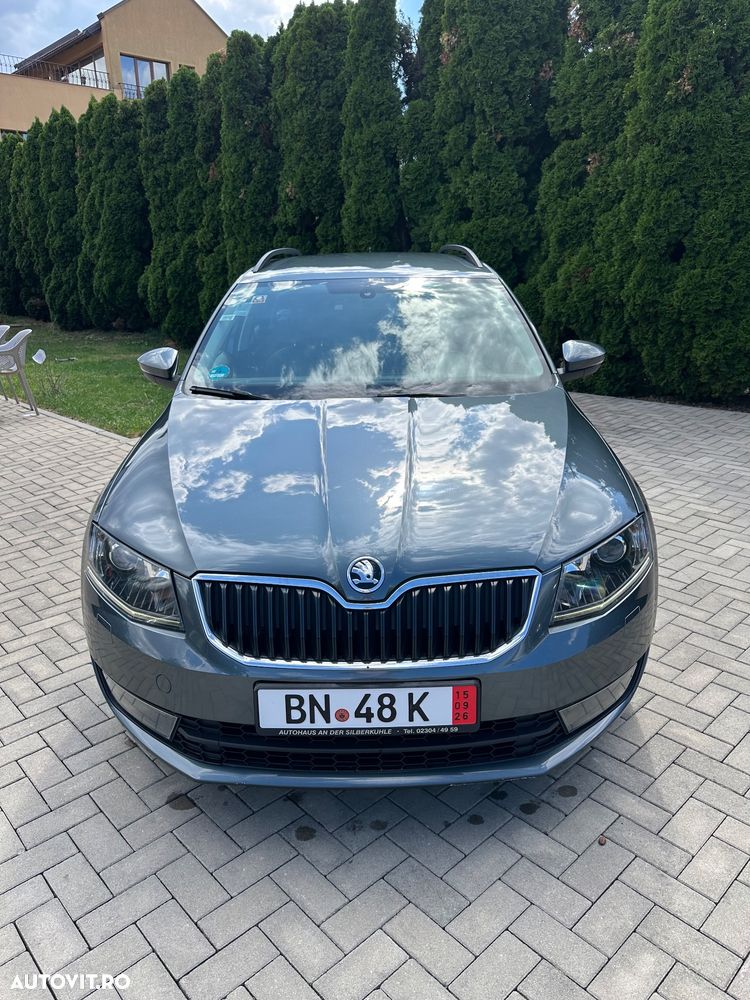 Skoda Octavia 2.0 TDI Premium Edition - 11