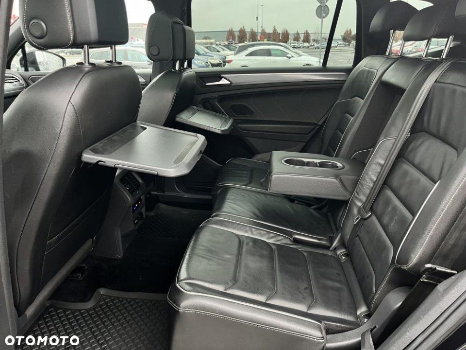 Volkswagen Tiguan Allspace 2.0 TDI SCR 4Motion DSG R-Line - 9