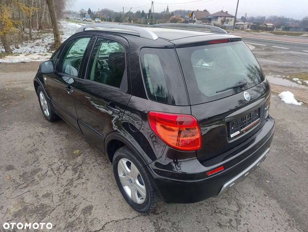 Fiat Sedici 1.6 16V 4x4 Emotion - 9