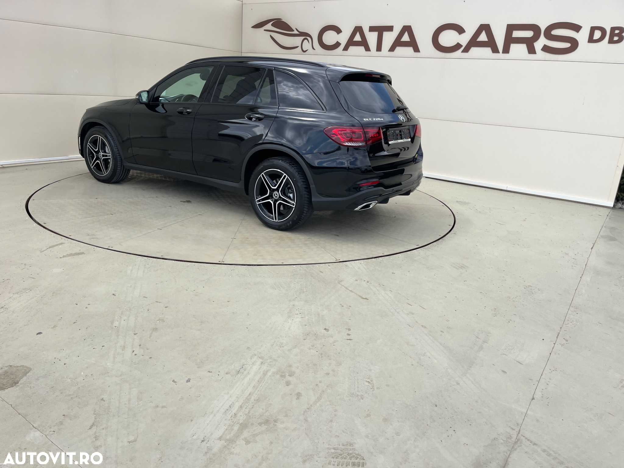 Mercedes-Benz GLC 220 d 4Matic 9G-TRONIC AMG Line - 10