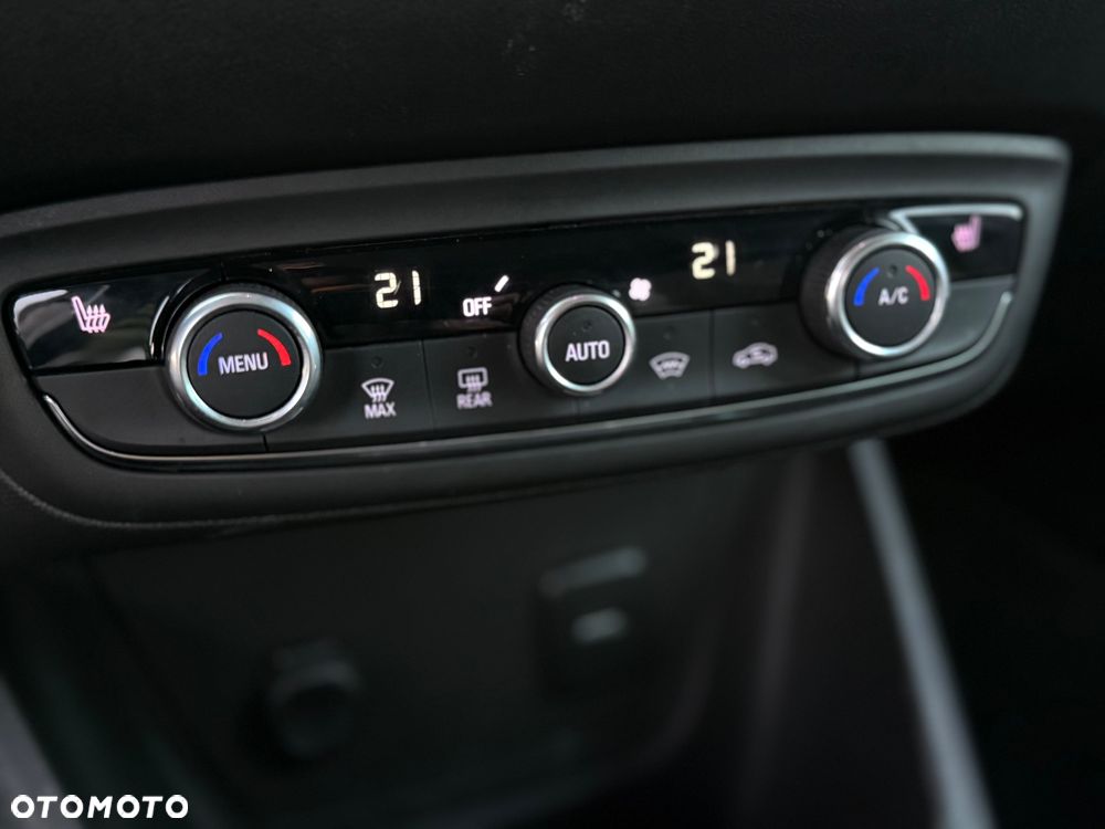 Opel Crossland X 1.2 T Elite S&S - 19