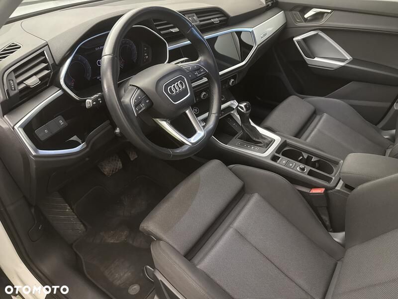 Audi Q3 - 10