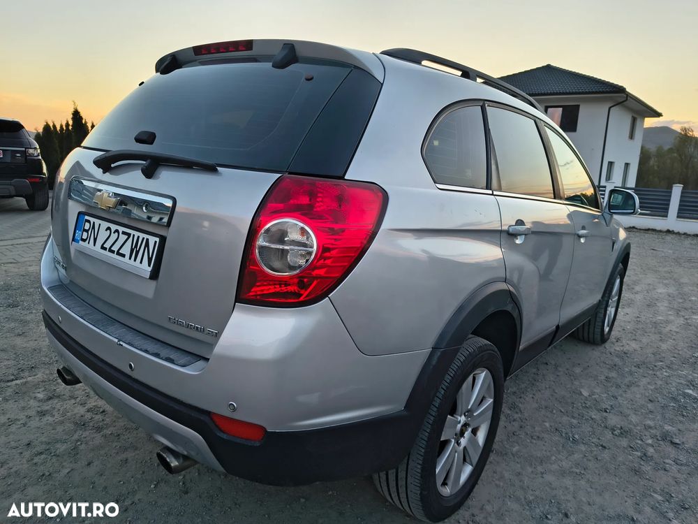 Chevrolet Captiva 2.0 4WD 7 Sitzer Automatik LT - 4