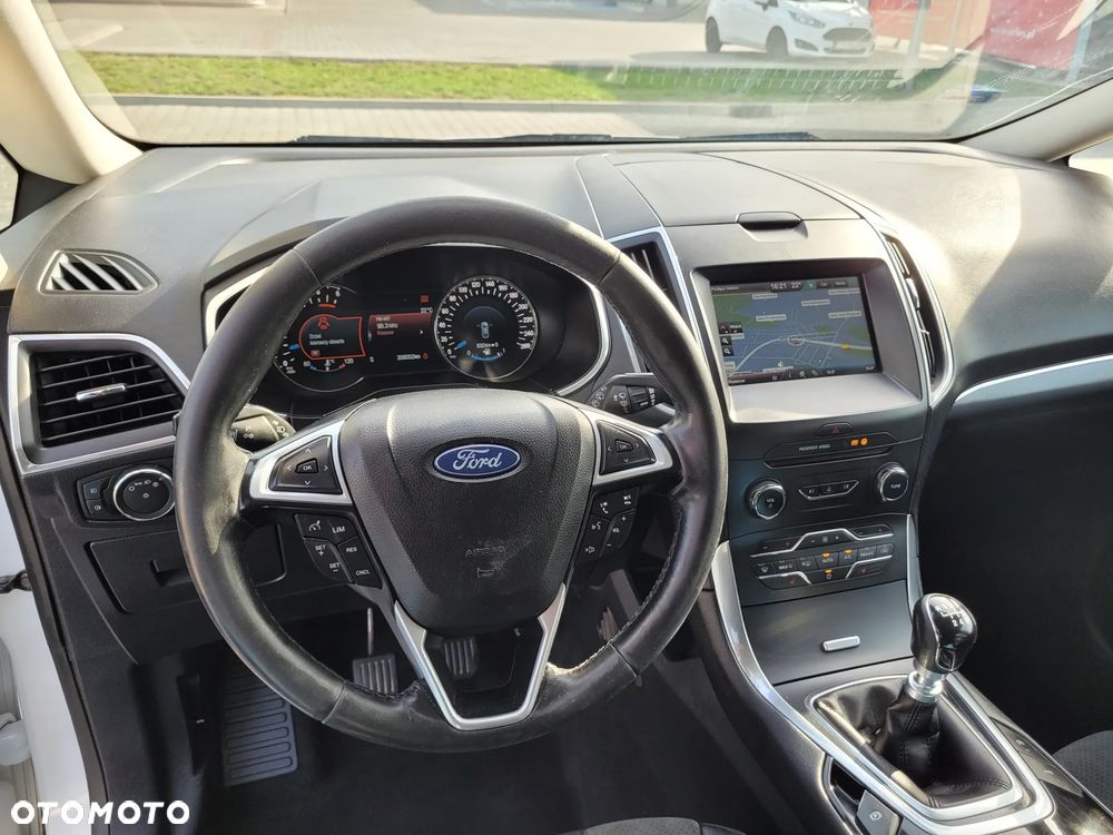 Ford S-Max 2.0 TDCi Titanium - 24