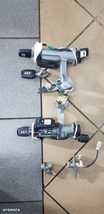 Chevrolet Captiva 2.4/3.2 Stacyjka kluczyk - 1