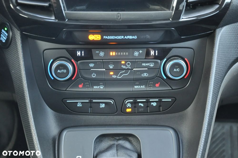 Ford Tourneo Connect Grand - 14