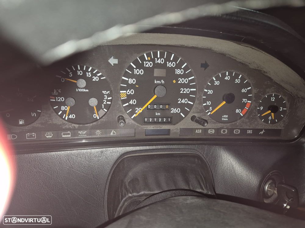 Mercedes-Benz SL 300 - 9