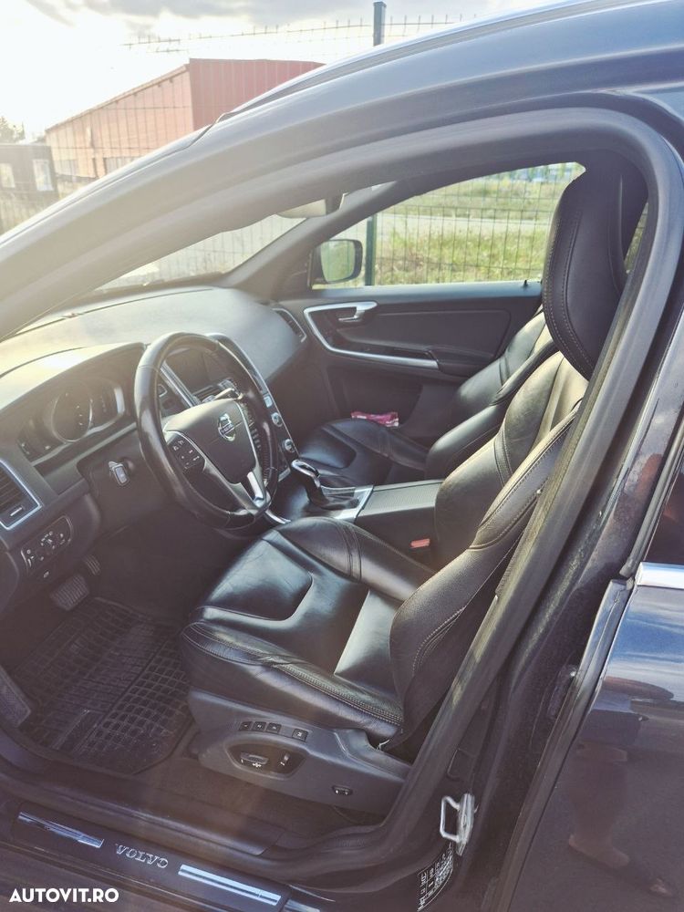 Volvo XC 60 - 4