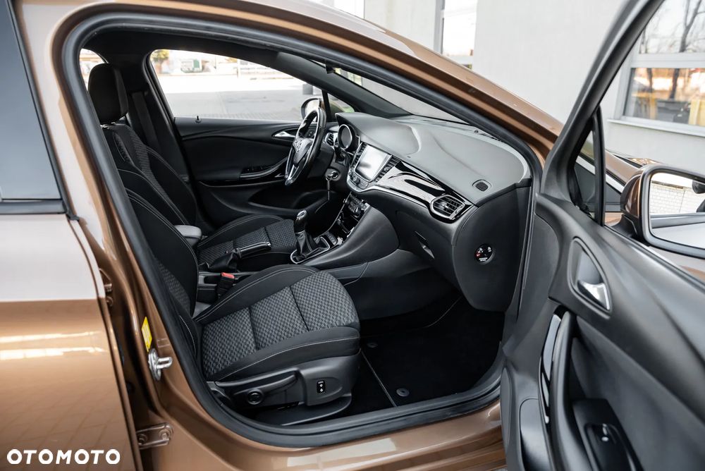 Opel Astra 1.4 Turbo Ultimate - 18