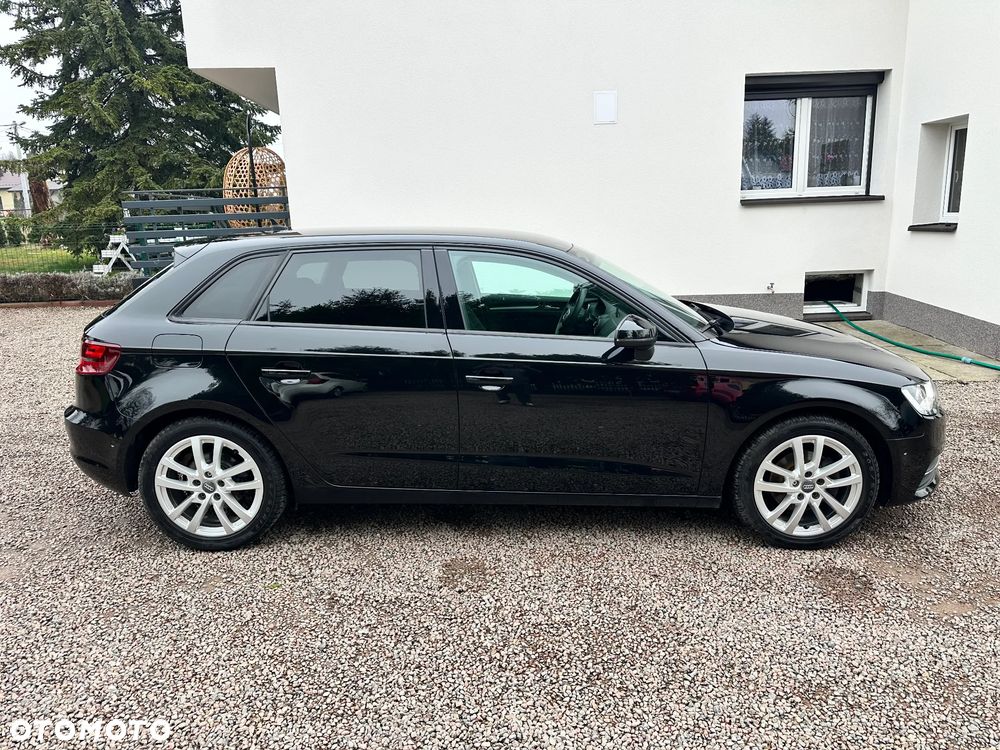 Audi A3 Sportback - 6