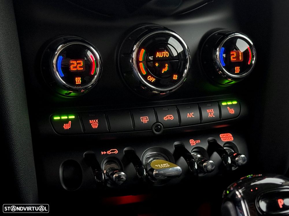 MINI 3 Portas Cooper SE S - 21