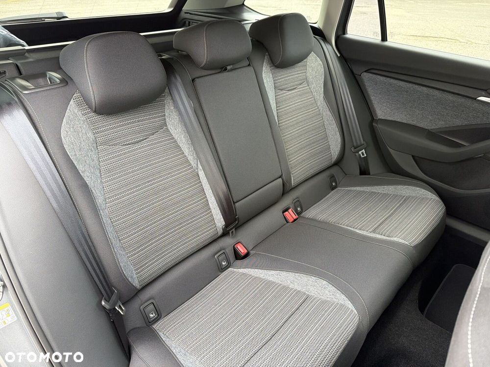 Skoda Superb 1.5 TSI Plug-in Hybrid Drive DSG - 22