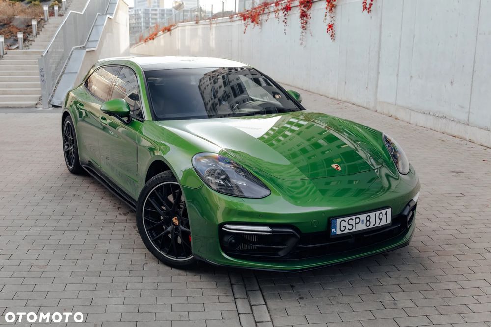 Porsche Panamera GTS GPF Sport Turismo - 3