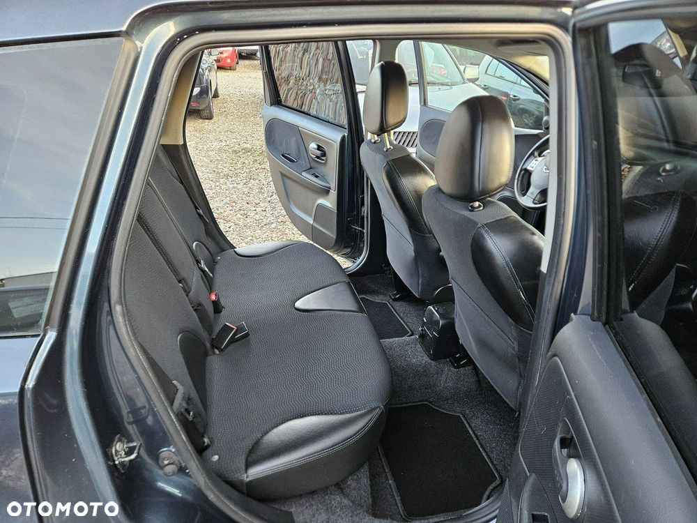 Nissan Note - 11