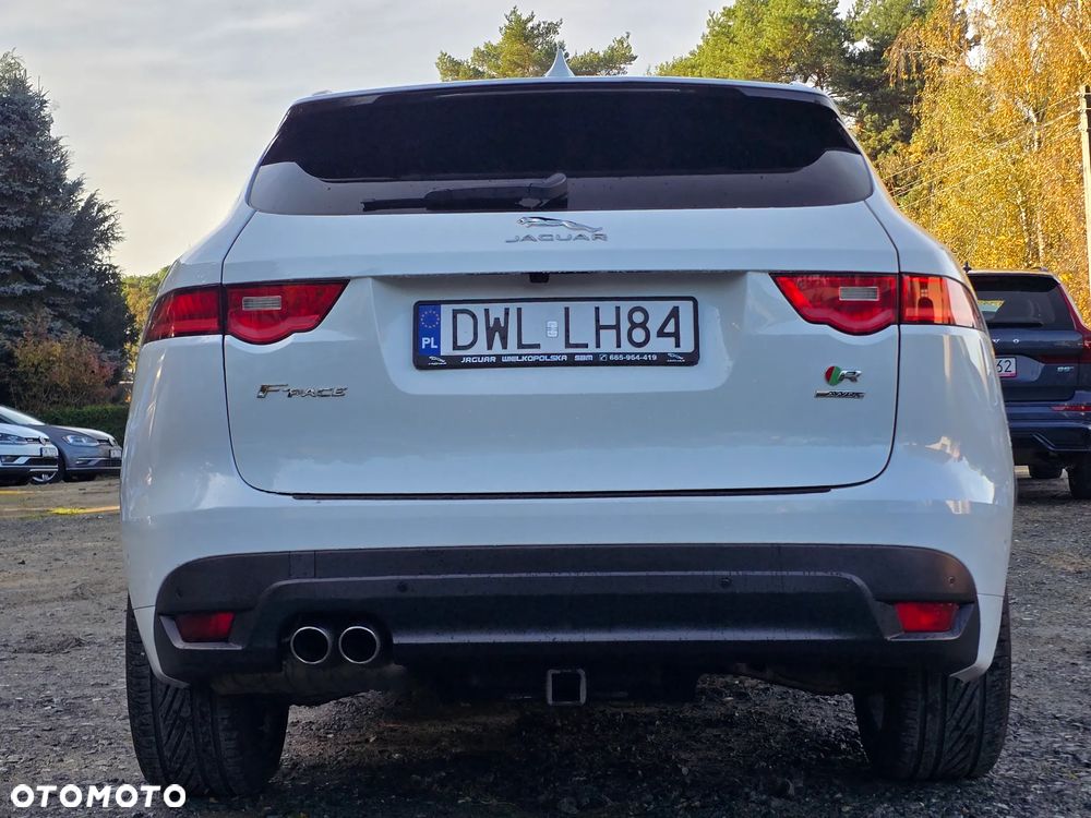 Jaguar F-Pace 20d AWD R-Sport - 13