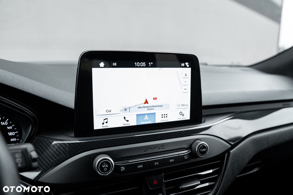 Ford Focus 1.0 EcoBoost Trend - 38