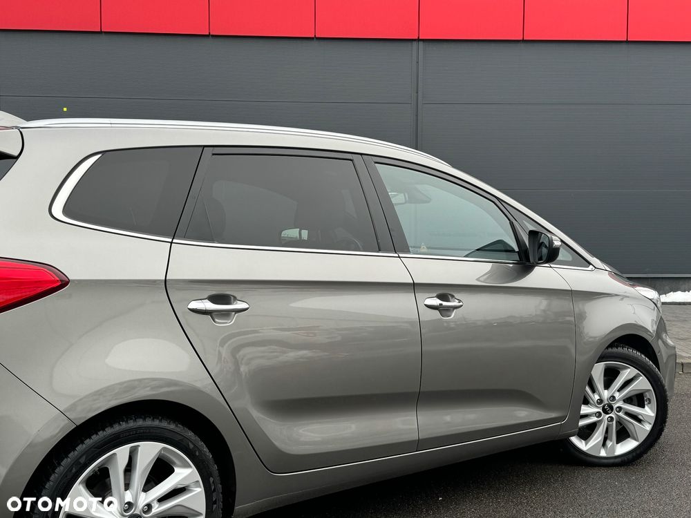Kia Carens 1.7 CRDi Business Line 7os 7DCT - 16