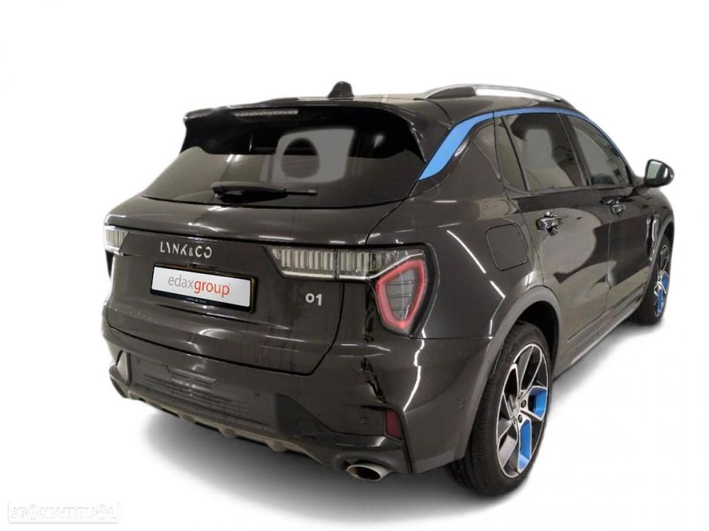 Lynk & Co 01 - 2