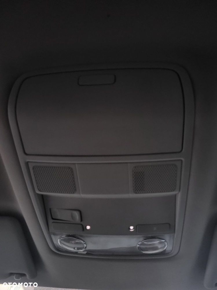 Skoda Superb 2.0 TDI Exclusive - 29