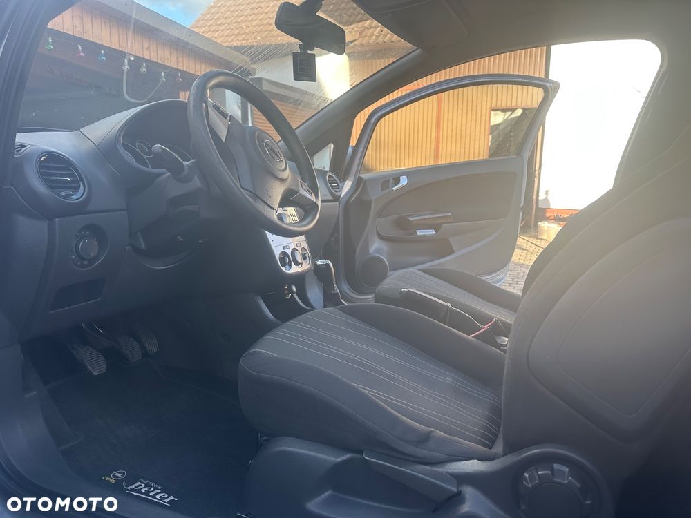 Opel Corsa 1.2 16V Enjoy - 22