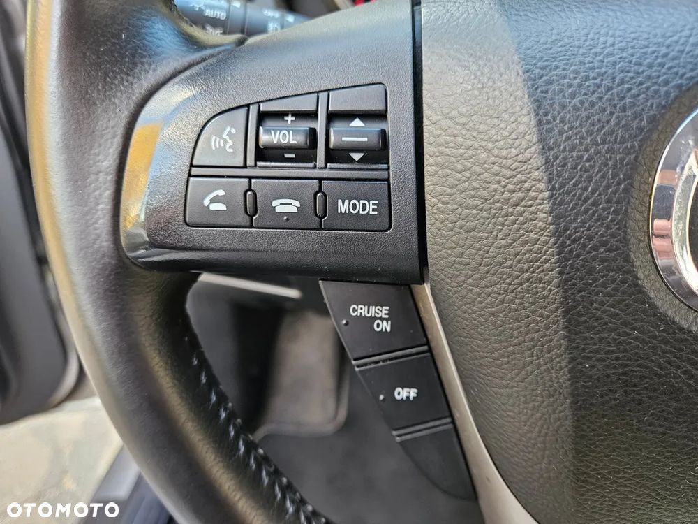 Mazda 3 - 25